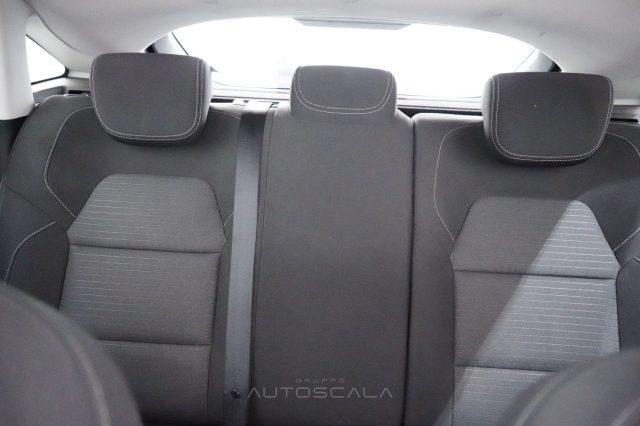 RENAULT Arkana Full Hybrid E-Tech 145cv Intens