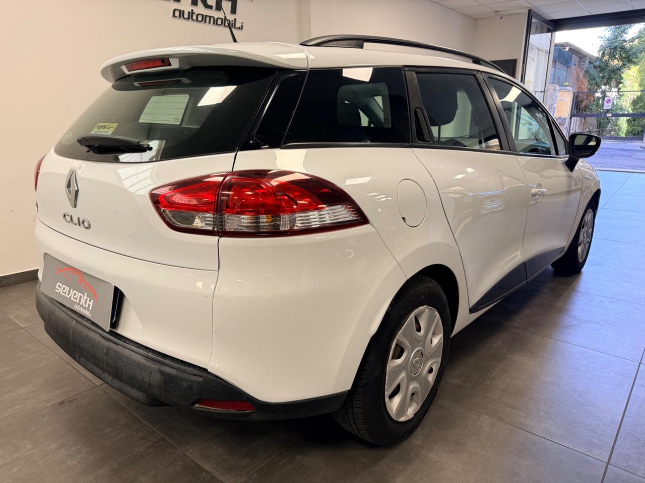 Renault Clio Sporter 1.2 75CV