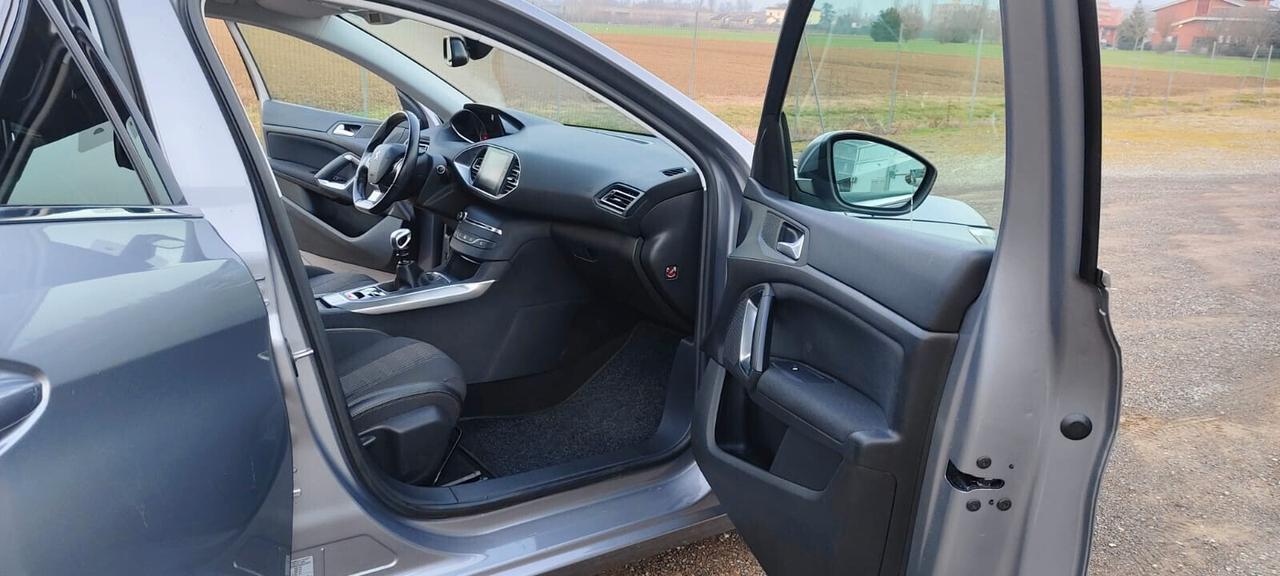 Peugeot 308 BlueHDi 120 S&S EAT6 GT Line