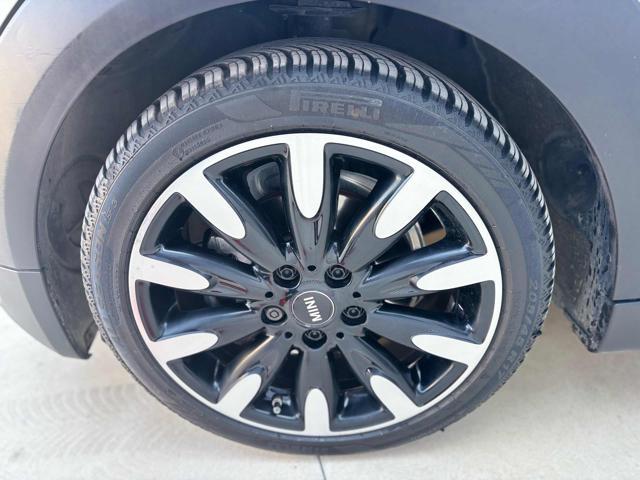 MINI Cooper D 1.5 Cooper D Business AUTO XL 5 porte