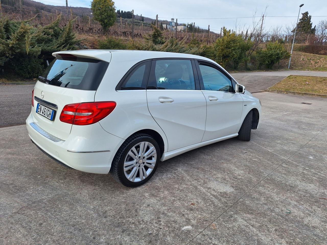 Mercedes-benz B 180 BlueEFFICIENCY Executive