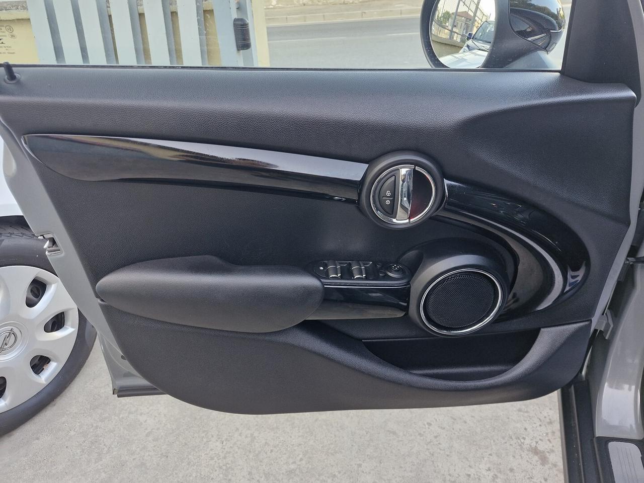 MINI COOPER 1.5 BENZINA 136CV ANNO 2015