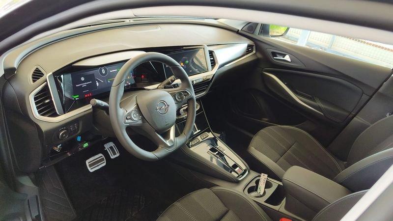 Opel Grandland Hybrid 1.6 225cv PHEV Business Elegance FWD