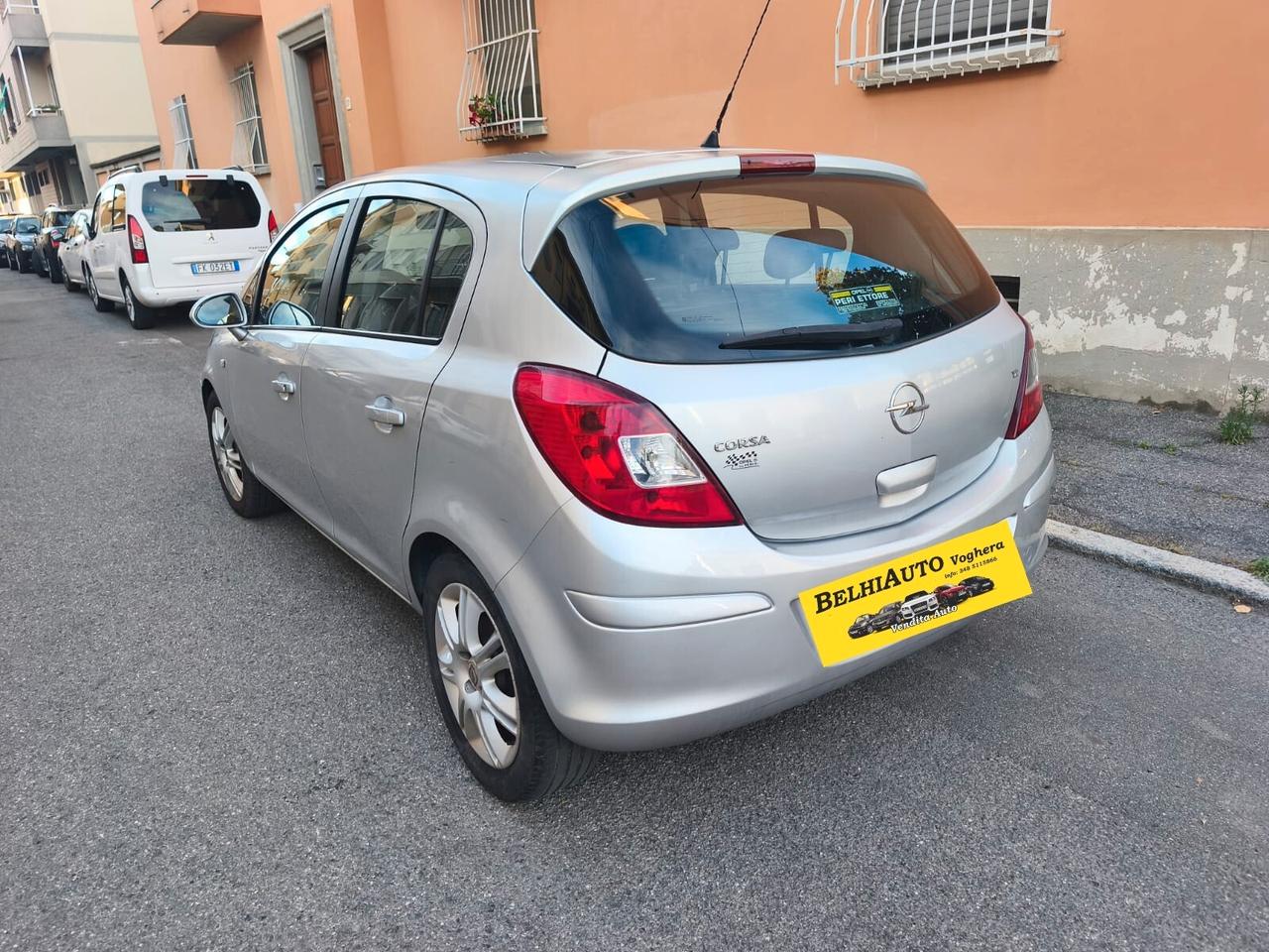 Opel Corsa 2009----1.2 Benzina Neopatentati