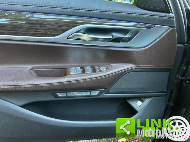 BMW 740 E Iperformance Eccelsa