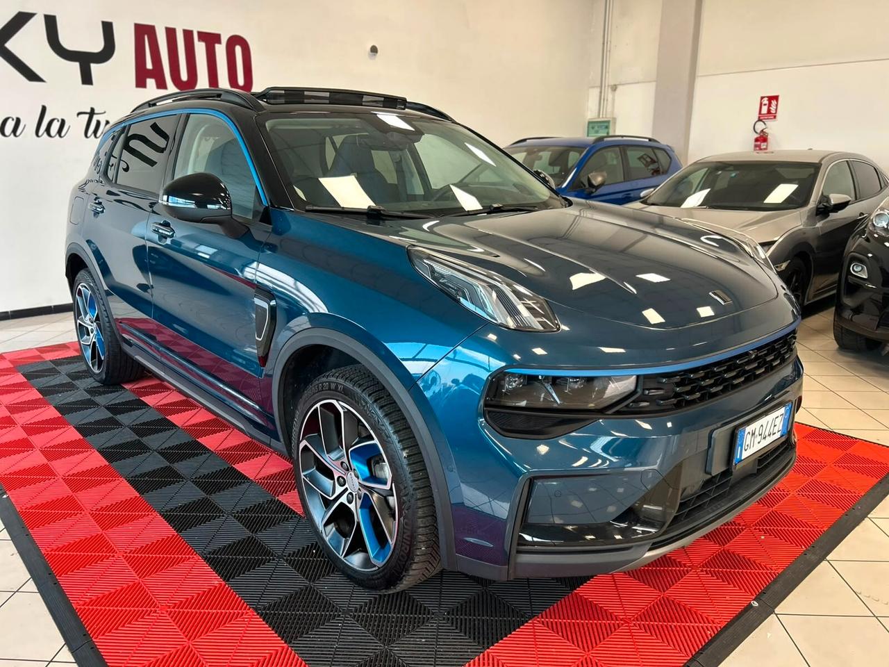 Lynk&co 01 PHEV