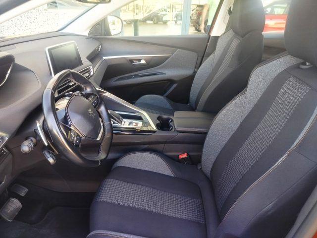 PEUGEOT 3008 BlueHDi 130 EAT8 Autom. Business