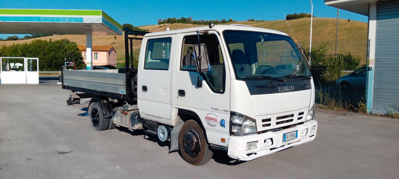 Isuzu npr 3.0 turbo diesel ribaltabile trilaterale doppia cabina