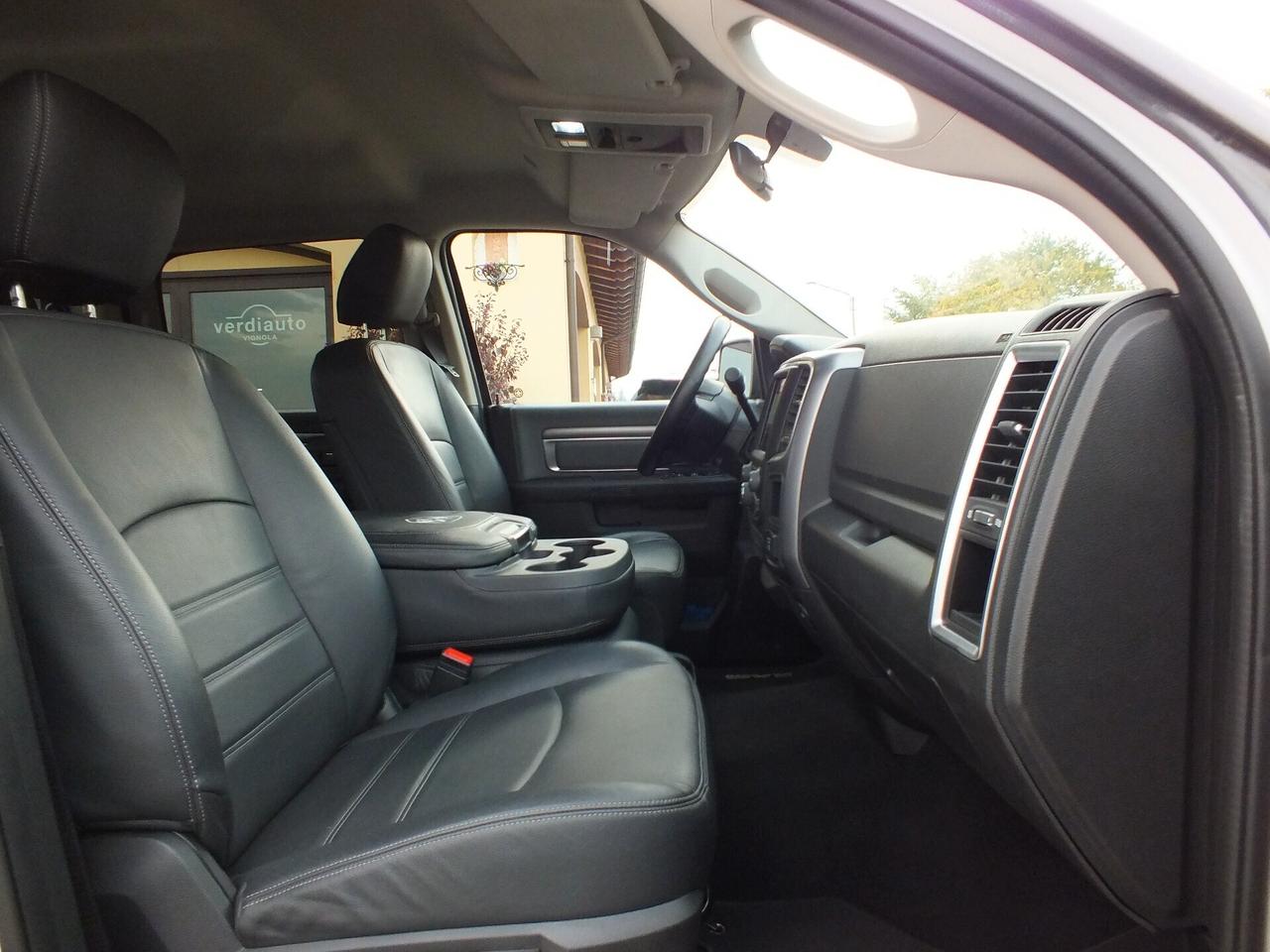 DODGE RAM 1500 V8 401 CV B/GPL 4X4 AUTOCARRO 6 POSTI