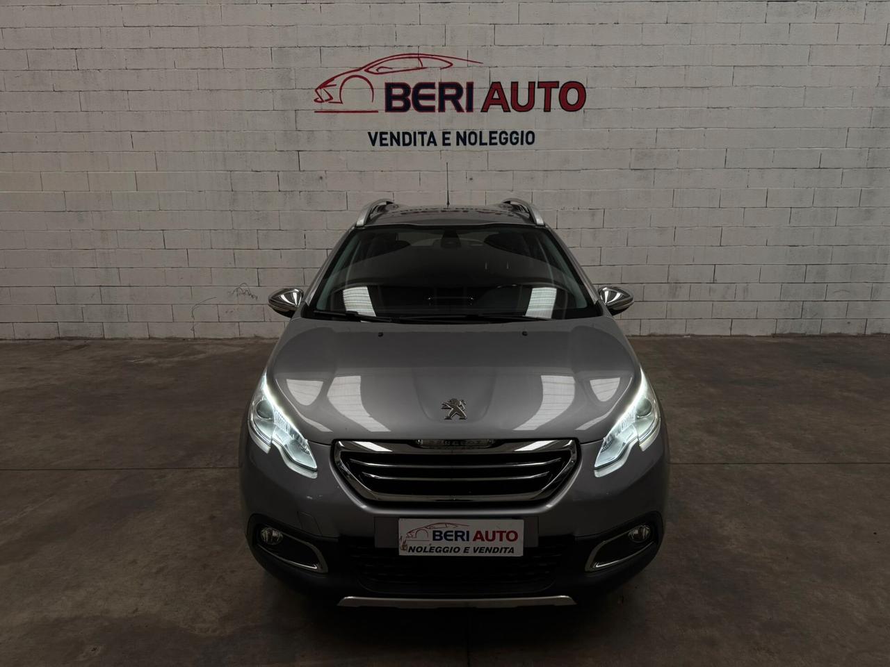 Peugeot 2008 cambio manuale