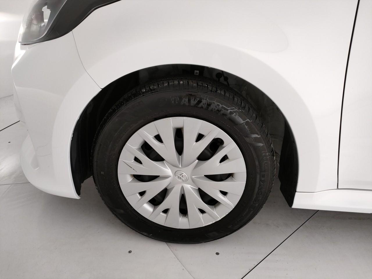 TOYOTA Yaris 1.0 Active