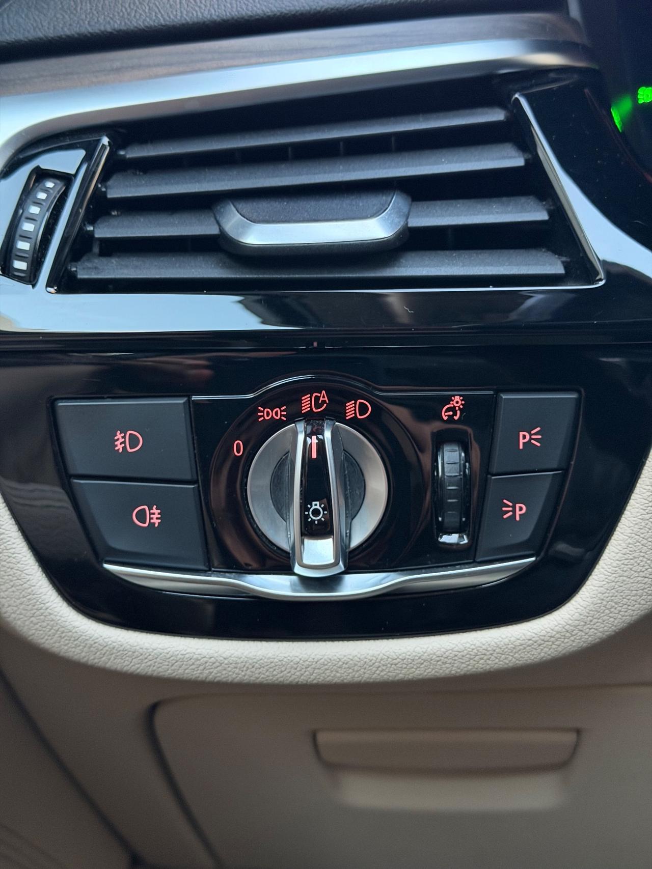 Bmw 530d xDrive 249CV Touring VIRTUAL/TETTO