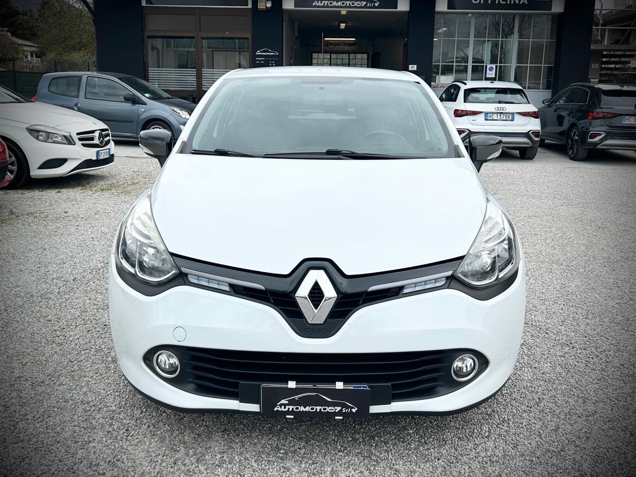 Renault Clio 1.2 75CV 5 porte Costume National