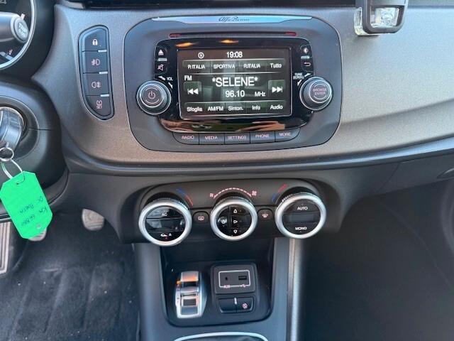 Alfa Romeo Giulietta 1.4 Turbo 120 CV Distinctive 2015