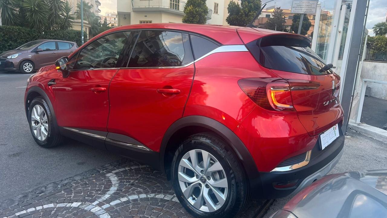 Renault Captur TCe 100 CV GPL Intens