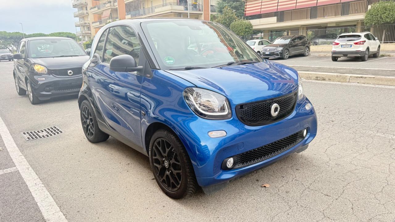 Smart ForTwo 70 1.0 Passion LED PANORAMA PACK SPORT PDC CERCHI 16