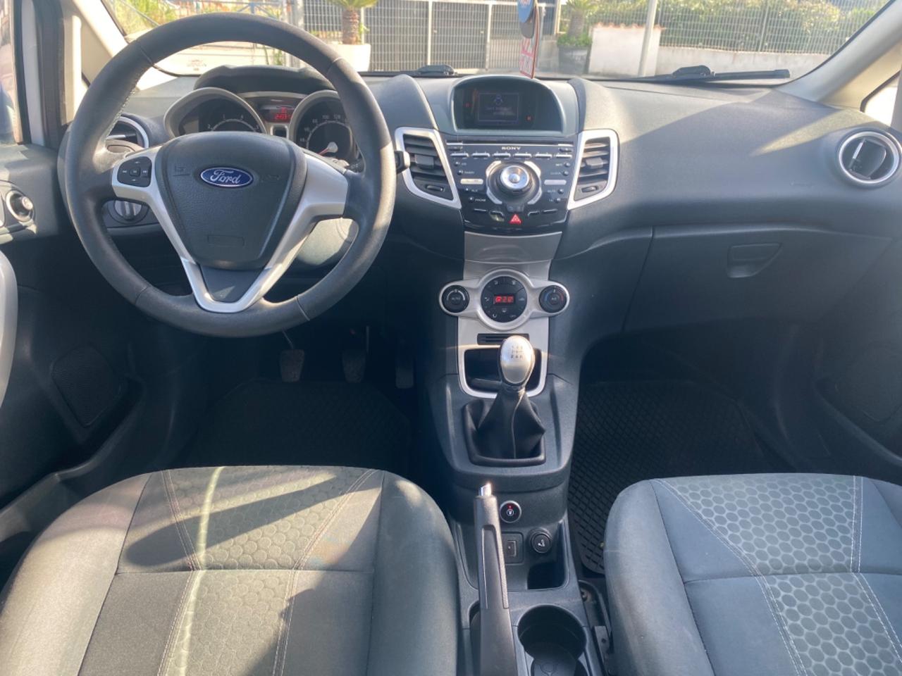 Ford Fiesta 1.4 5 porte Bz.- GPL Titanium