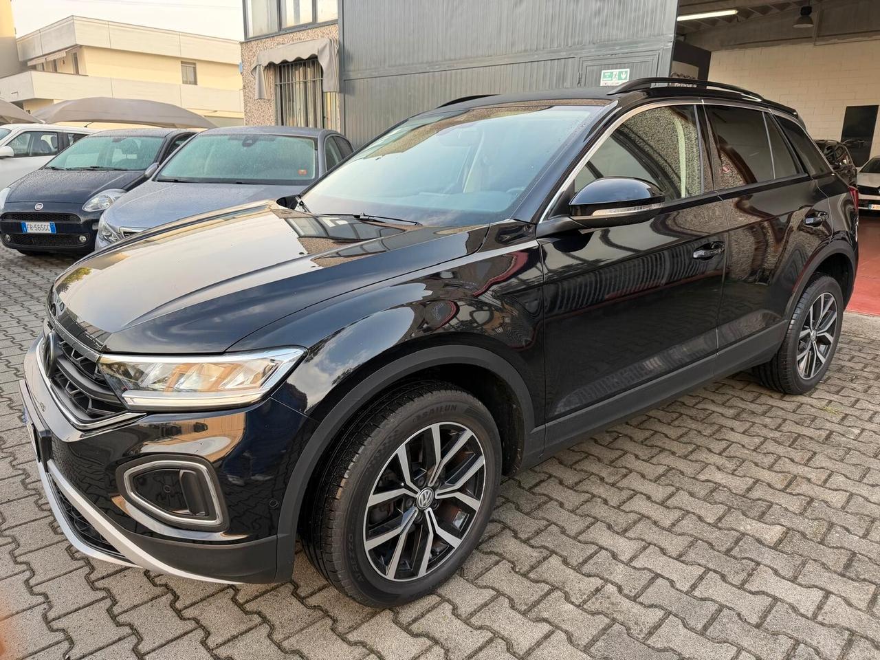 Volkswagen T-Roc 1.5 TSI ACT DSG SPORT