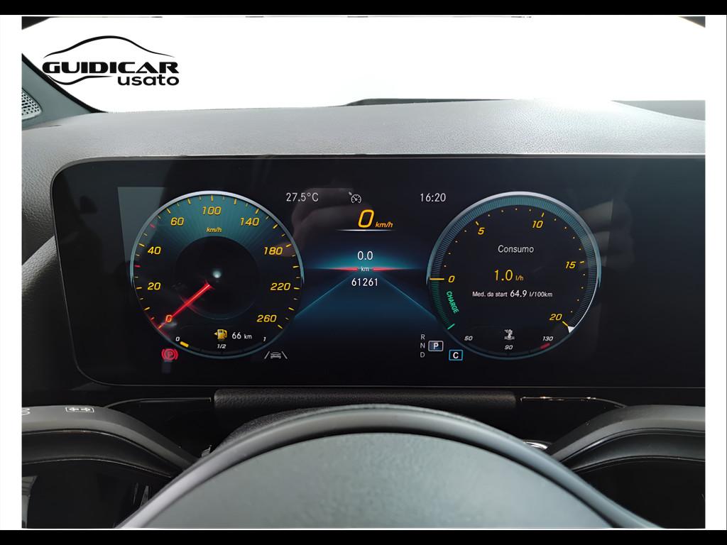 Mercedes-Benz GLA-H247 2020 - GLA 180 d Sport auto