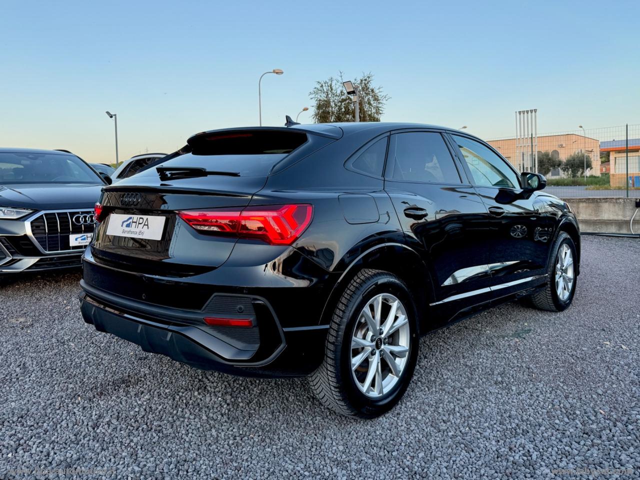 AUDI Q3 SPORTBACK 2.0TDI S-line NAVI FULL LED RETROCAMERA 360