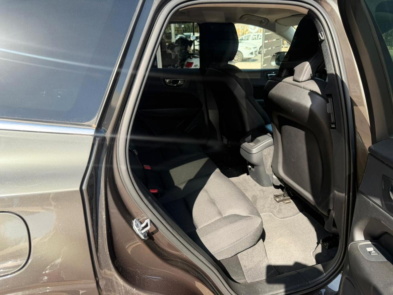 Volvo XC 60 XC60 D4 AWD Geartronic Business