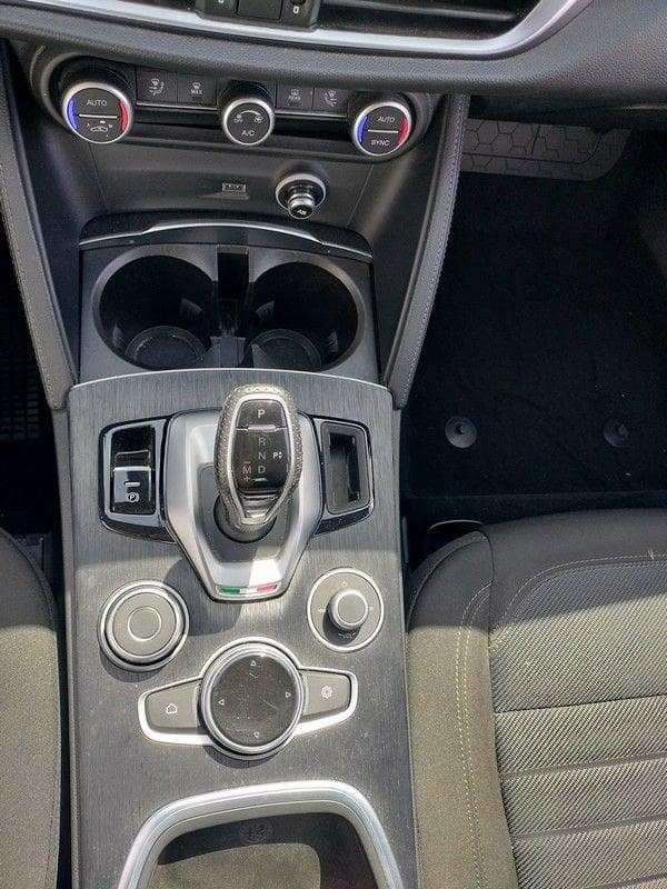 Alfa Romeo Stelvio 2.2 Turbo Diesel 190CV Business AT8 Q4