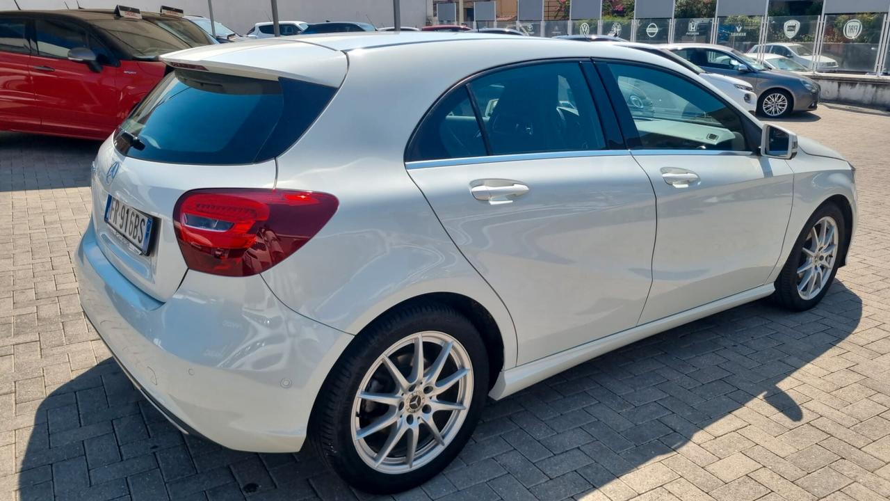 Mercedes-benz A 200 d Business