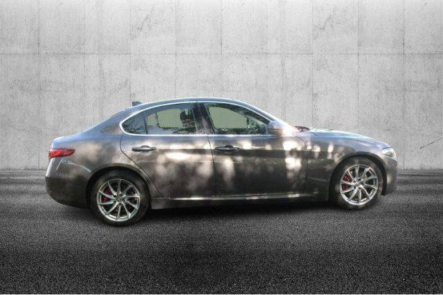 ALFA ROMEO Giulia 2.0 Turbo 200 CV AT8 Super