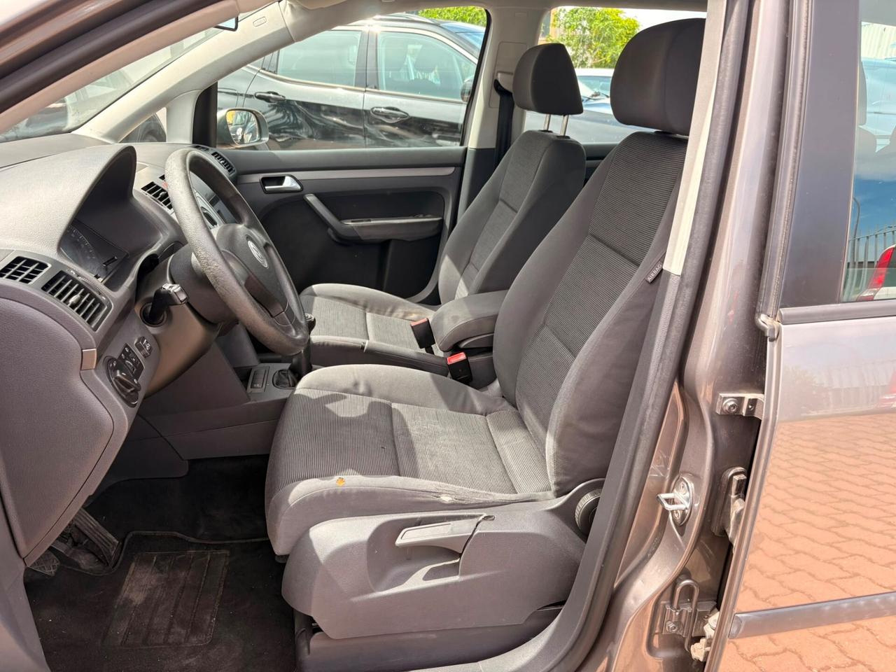 Volkswagen Touran 1.6 Conceptline Bifuel GPL