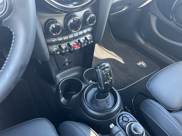 MINI Cooper 5P Yours AUTO KM ZERO