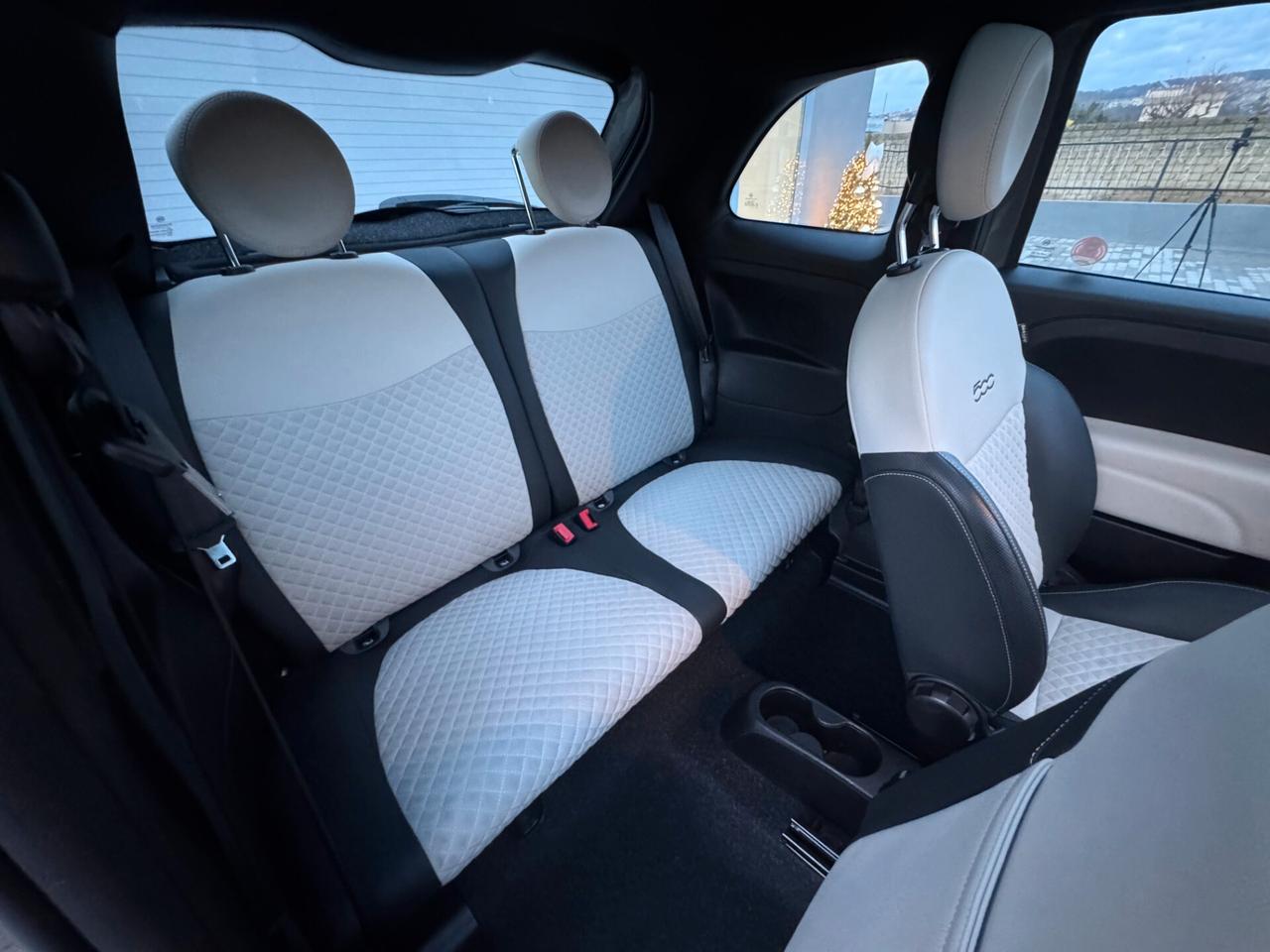 Fiat 500 1.0 Hybrid Dolcevita - TETTO PANORAMICO - SENSORI - SCHERMO GRANDE