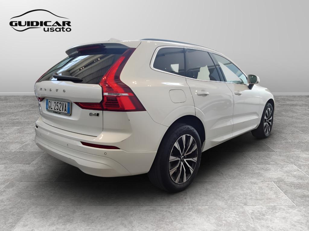 VOLVO XC60 II 2022 - XC60 2.0 b4 Core awd auto
