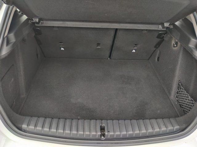 BMW 116 d 5p. Business Advantage
