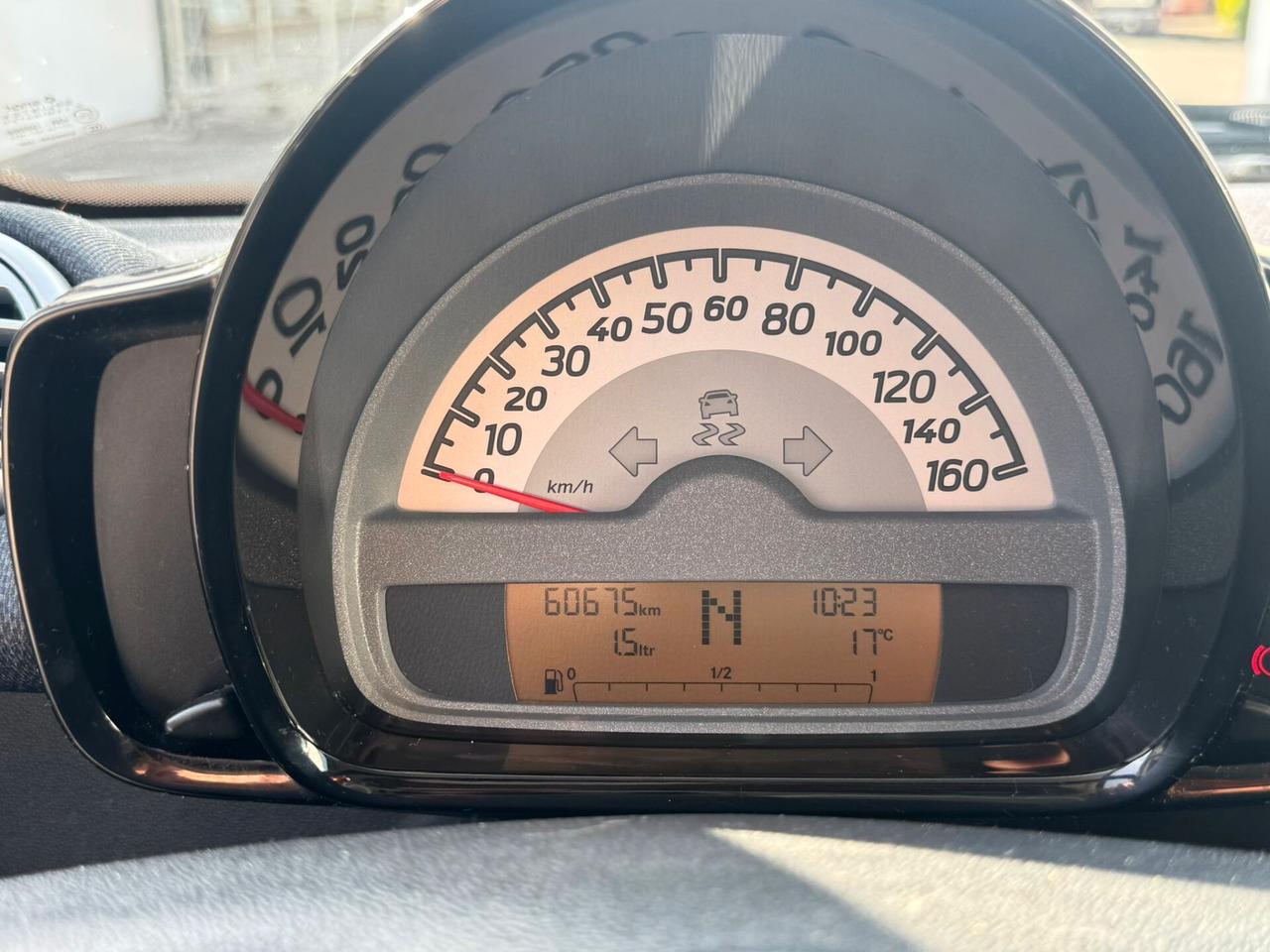 Smart ForTwo 1000 52 kW MHD coupé pure