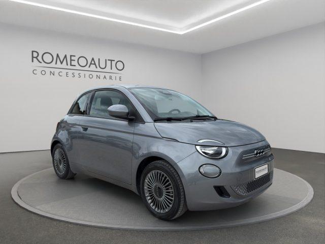 FIAT 500e 3+1 42 kWh Icon +