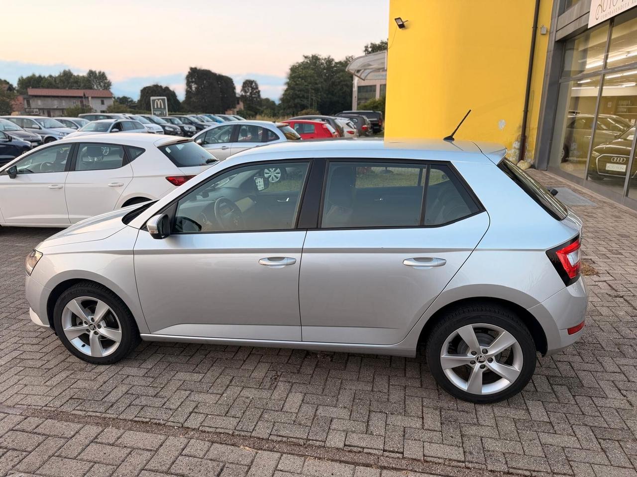 Skoda Fabia 1.0 MPI 60 CV Twin Color Nero