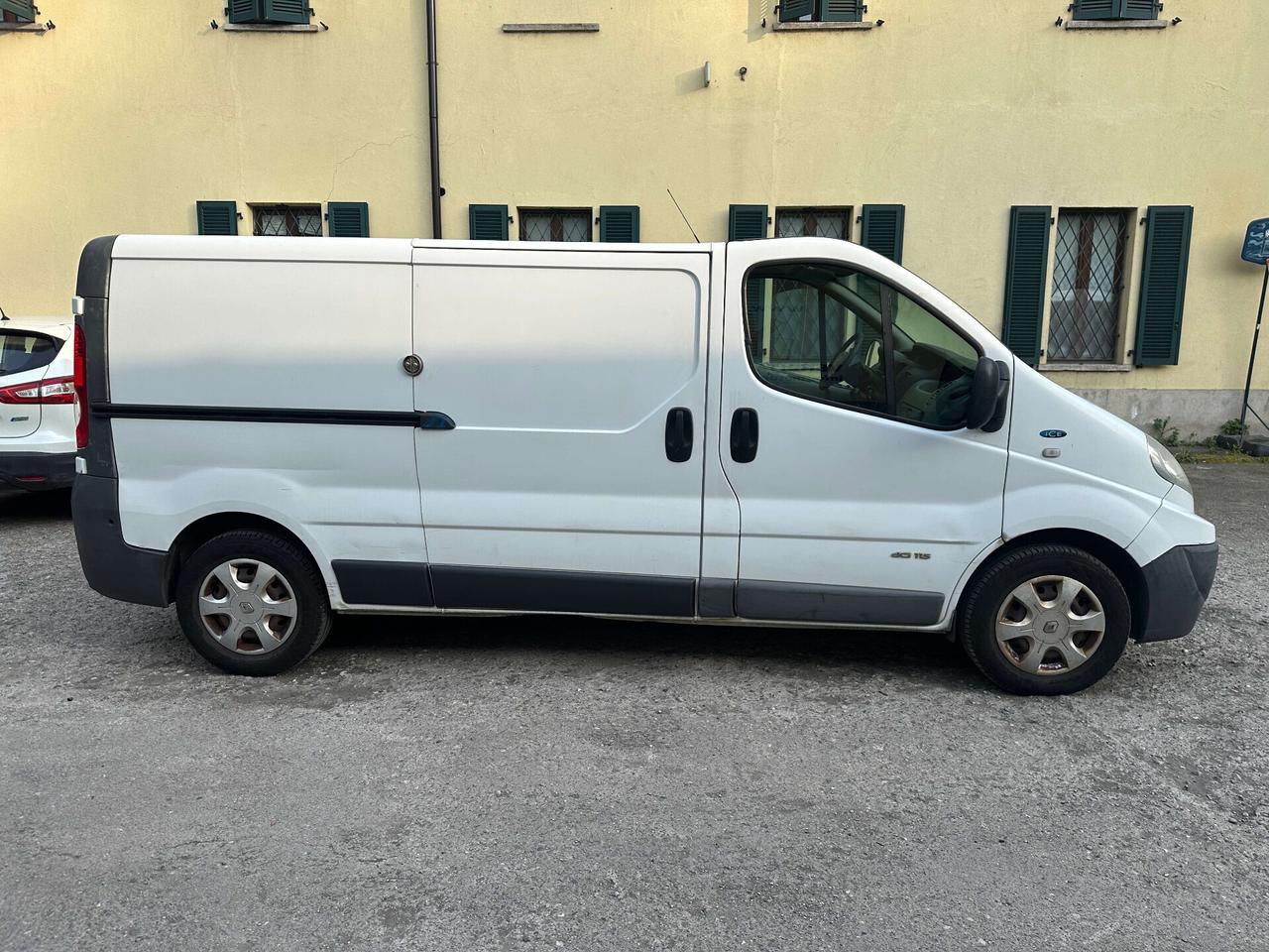 Renault Trafic 2.0 dCi/115 PC-TN Furgone DPF