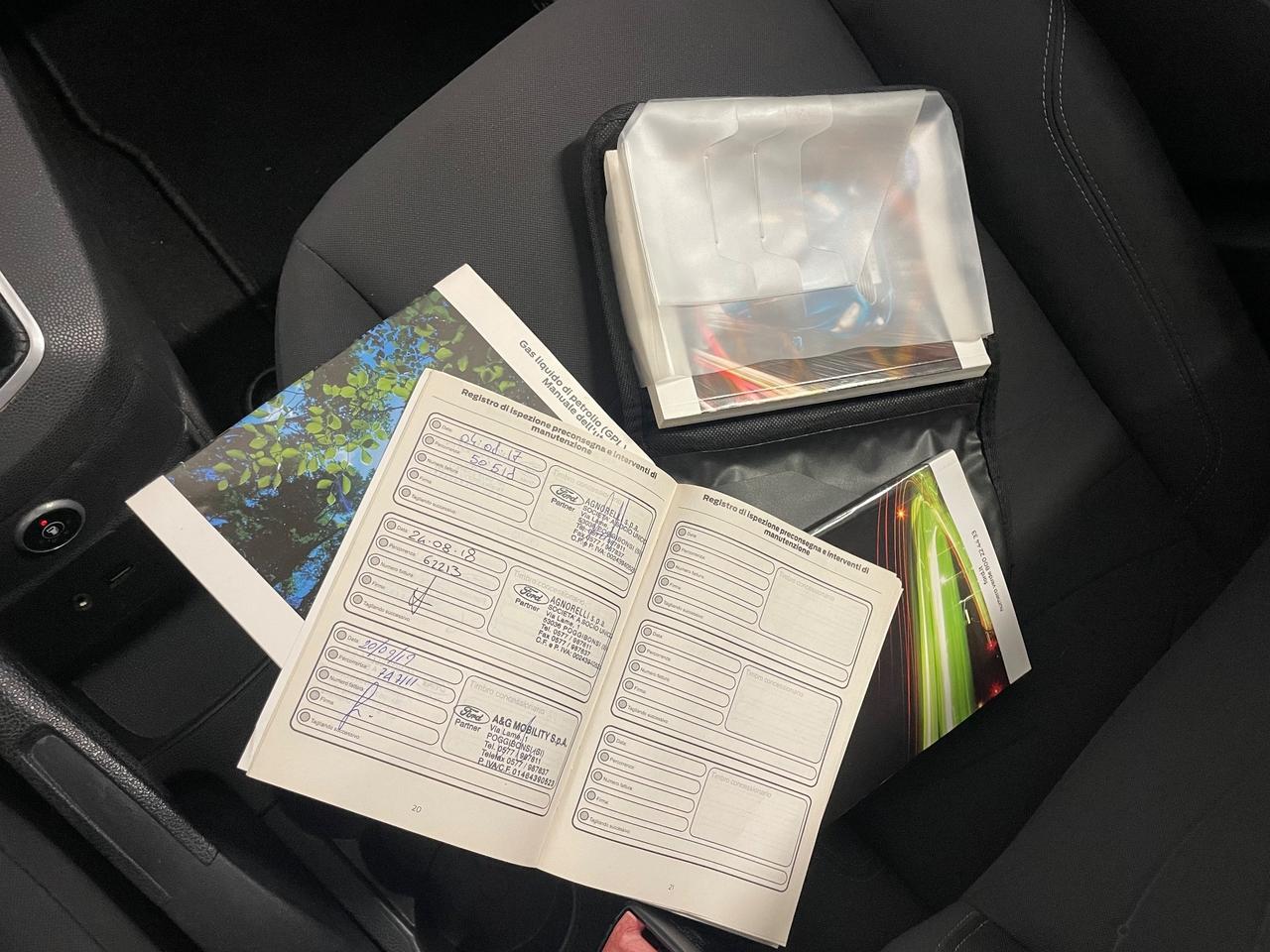 Ford Fiesta 1.4 5 porte Bz.- GPL Business Perfetta !