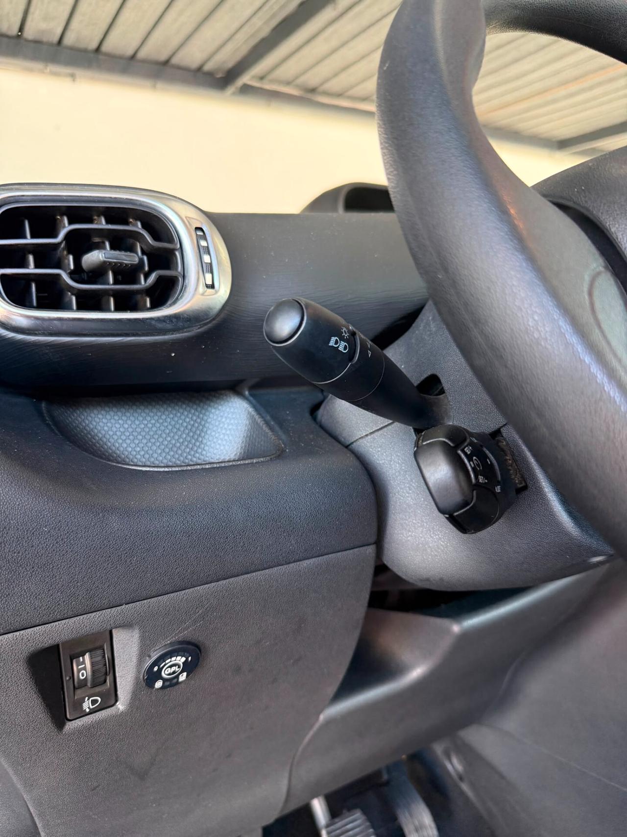Citroen C3 Picasso 1.4 VTi 95 GPL airdream Seduction
