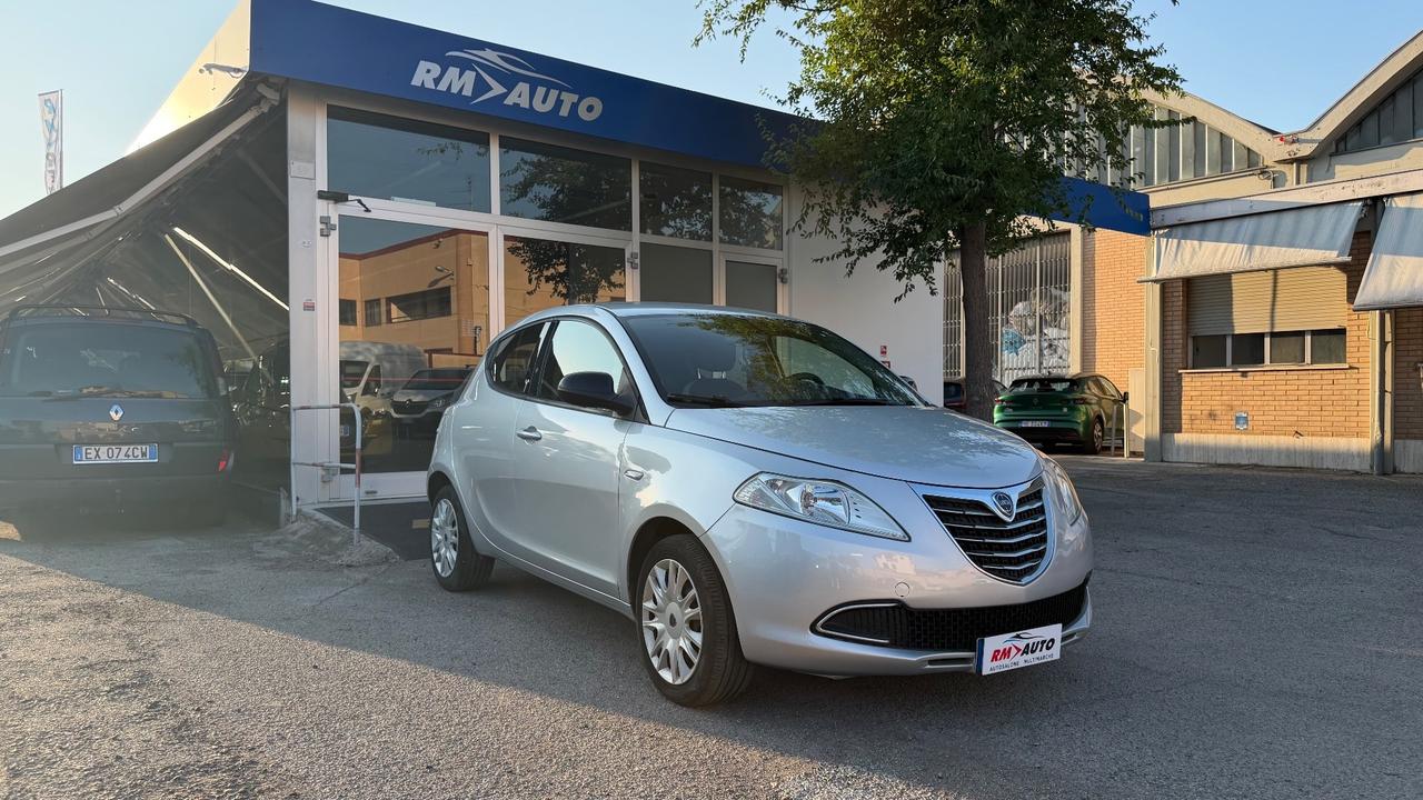Lancia Ypsilon 1.2 69 CV