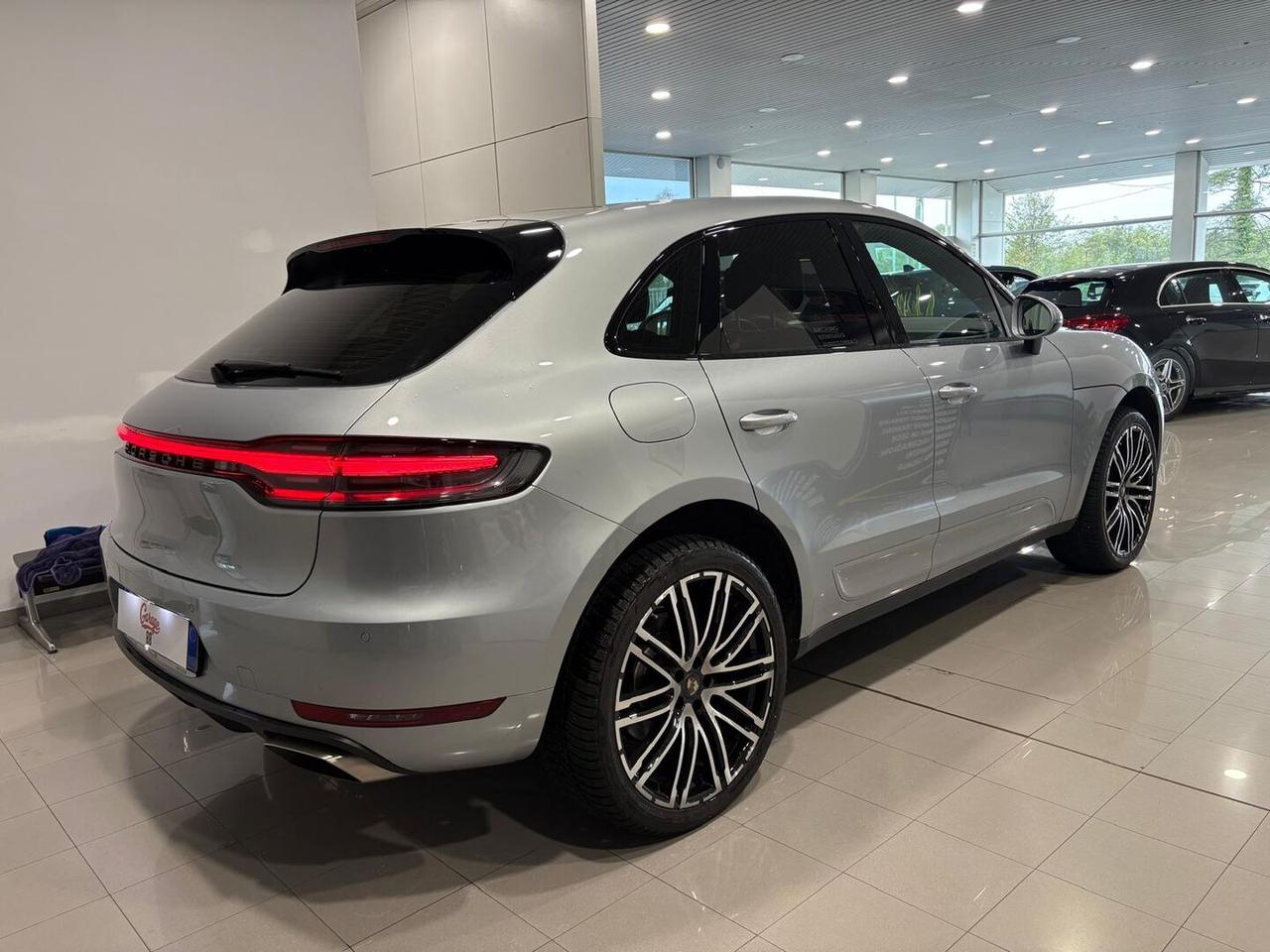 Porsche Macan 2.0 245cv pdk
