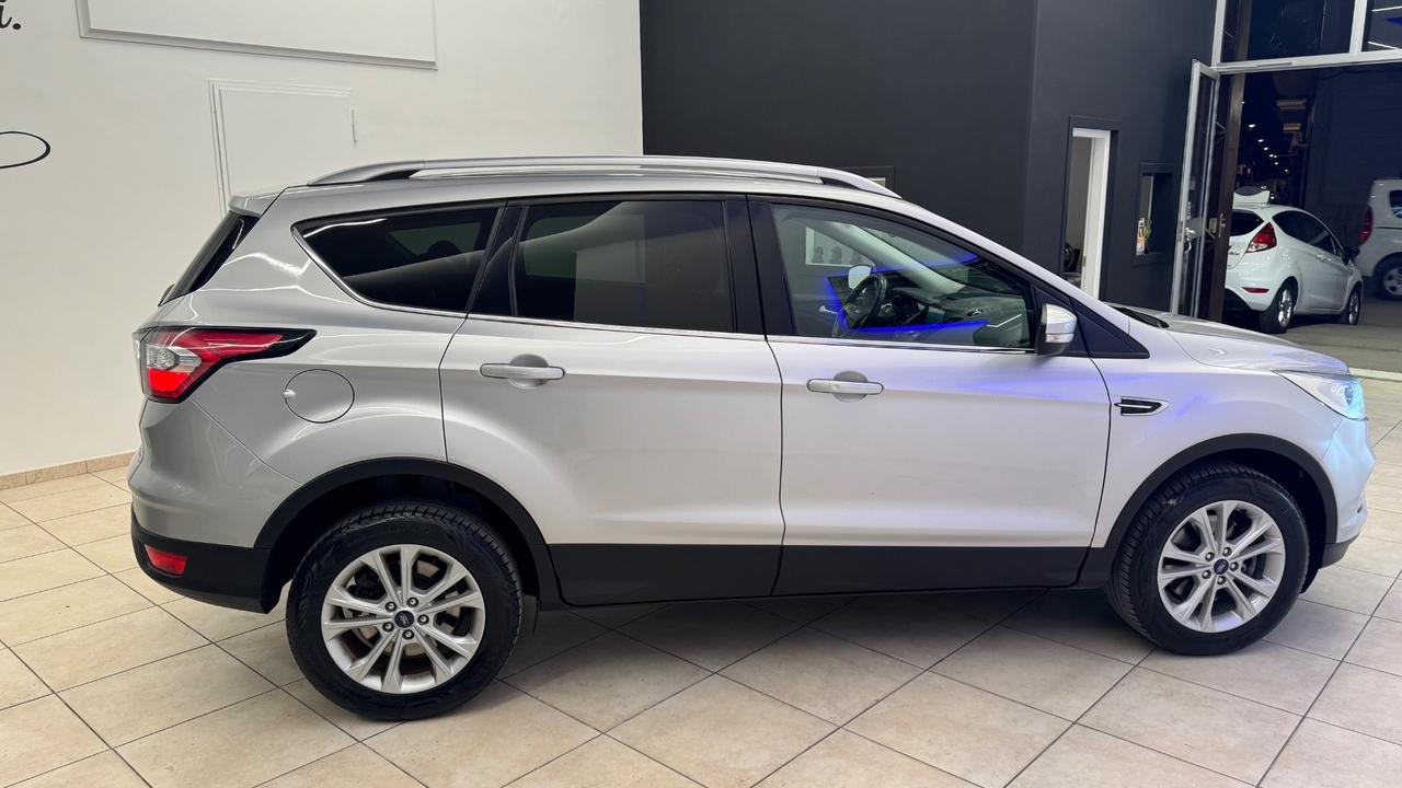 Ford Kuga 1.5 TDCI 120 CV S&S 2WD Titanium-2018