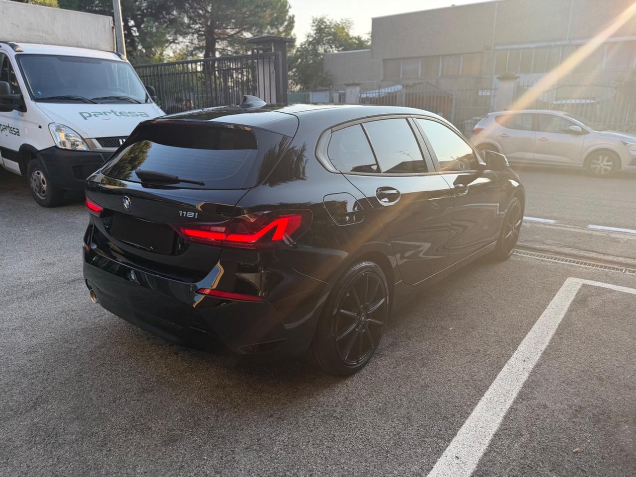 Bmw 118 118i 5p. Colorvision Edition