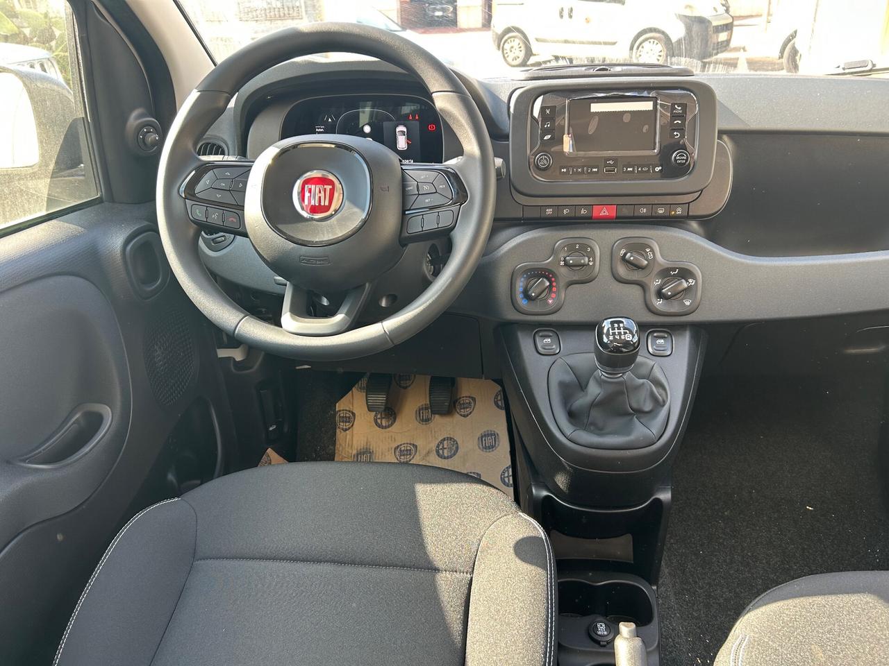 Fiat Panda 1.0 FireFly S&S Hybrid Pandina Icon