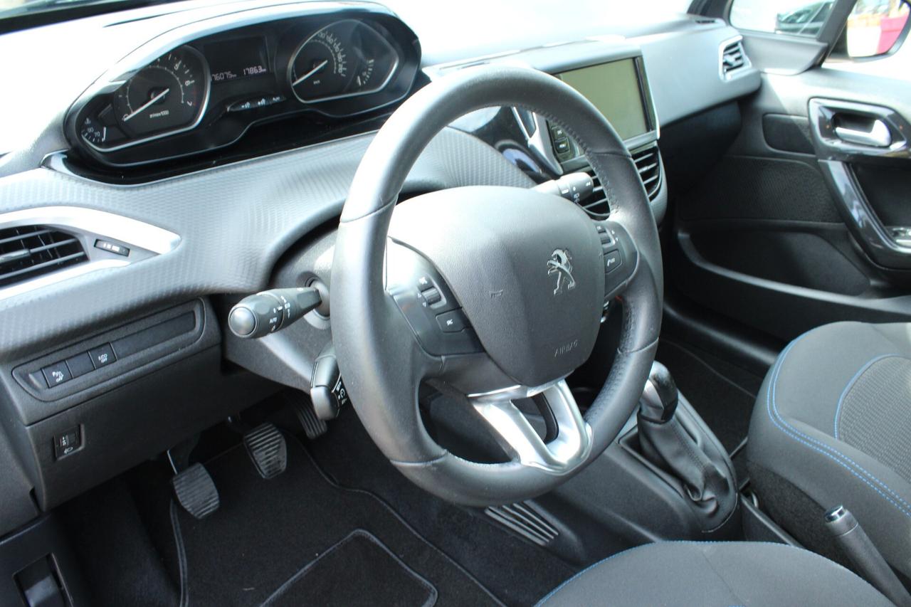 Peugeot 208 PureTech 82 Stop&Start 5 porte Signature