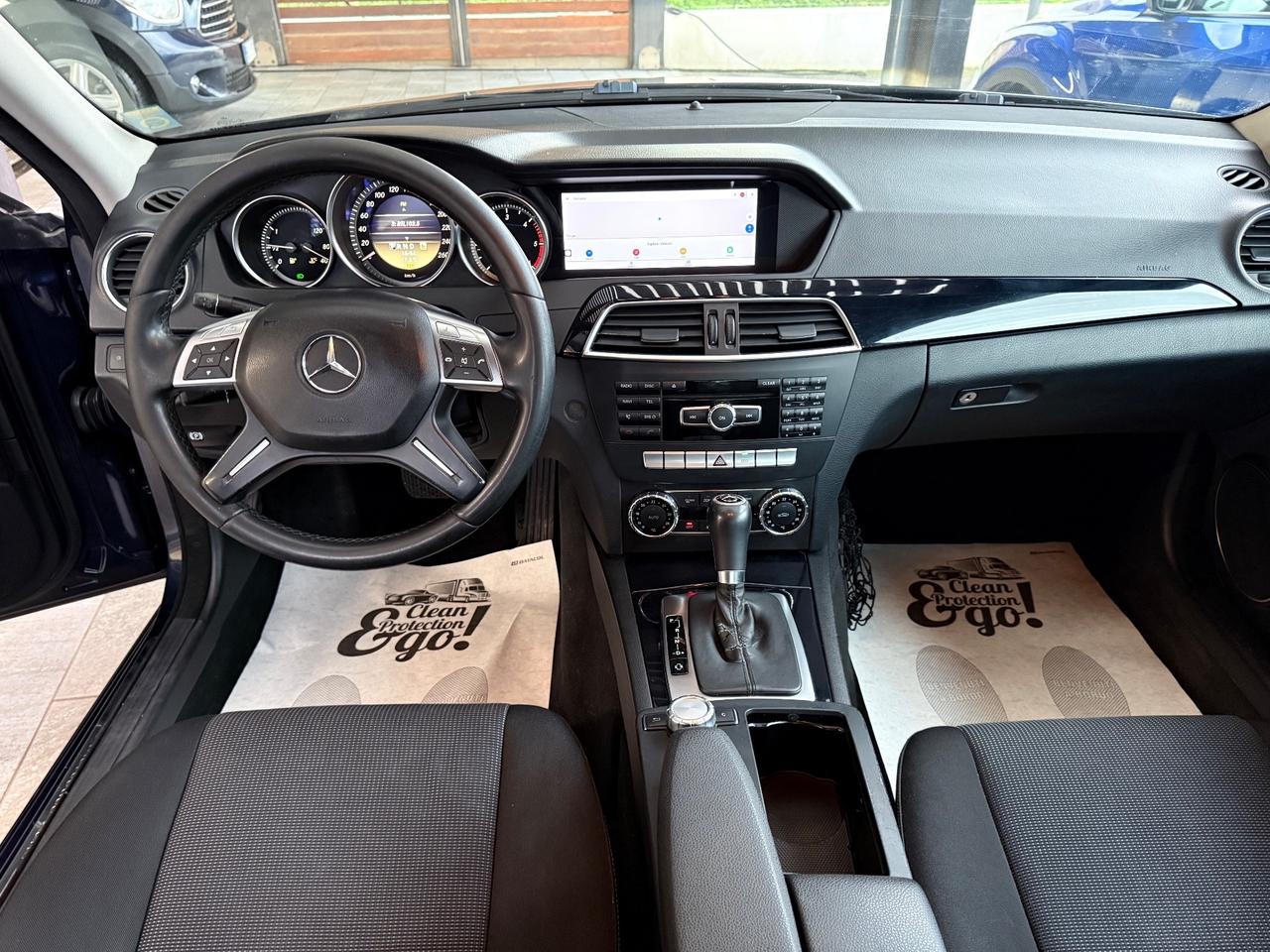 Mercedes-benz C 220 CDI BlueEFFICIENCY Avantgarde