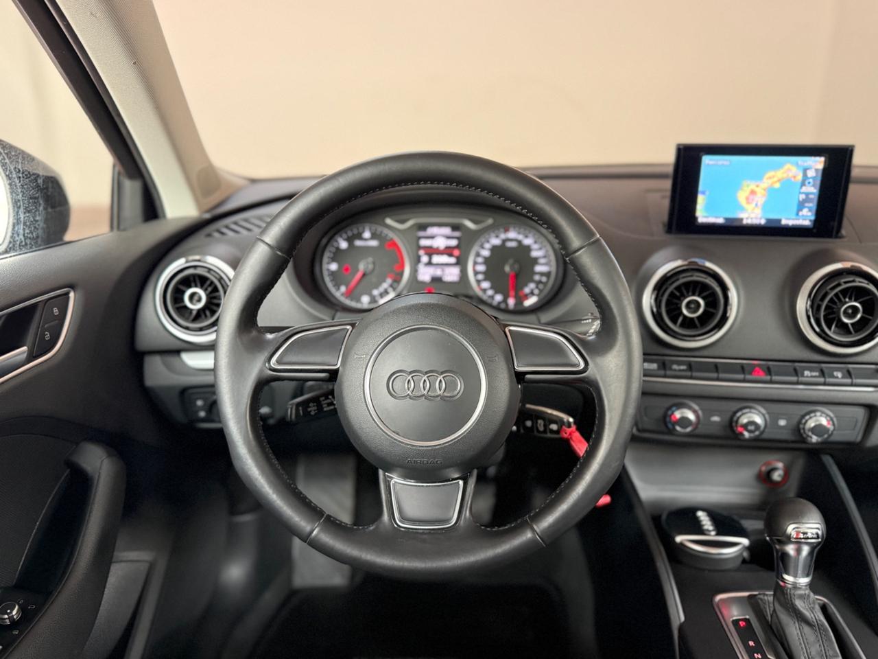 Audi A3 1.6 TDI 105CV SPORTBACK S TRONIC