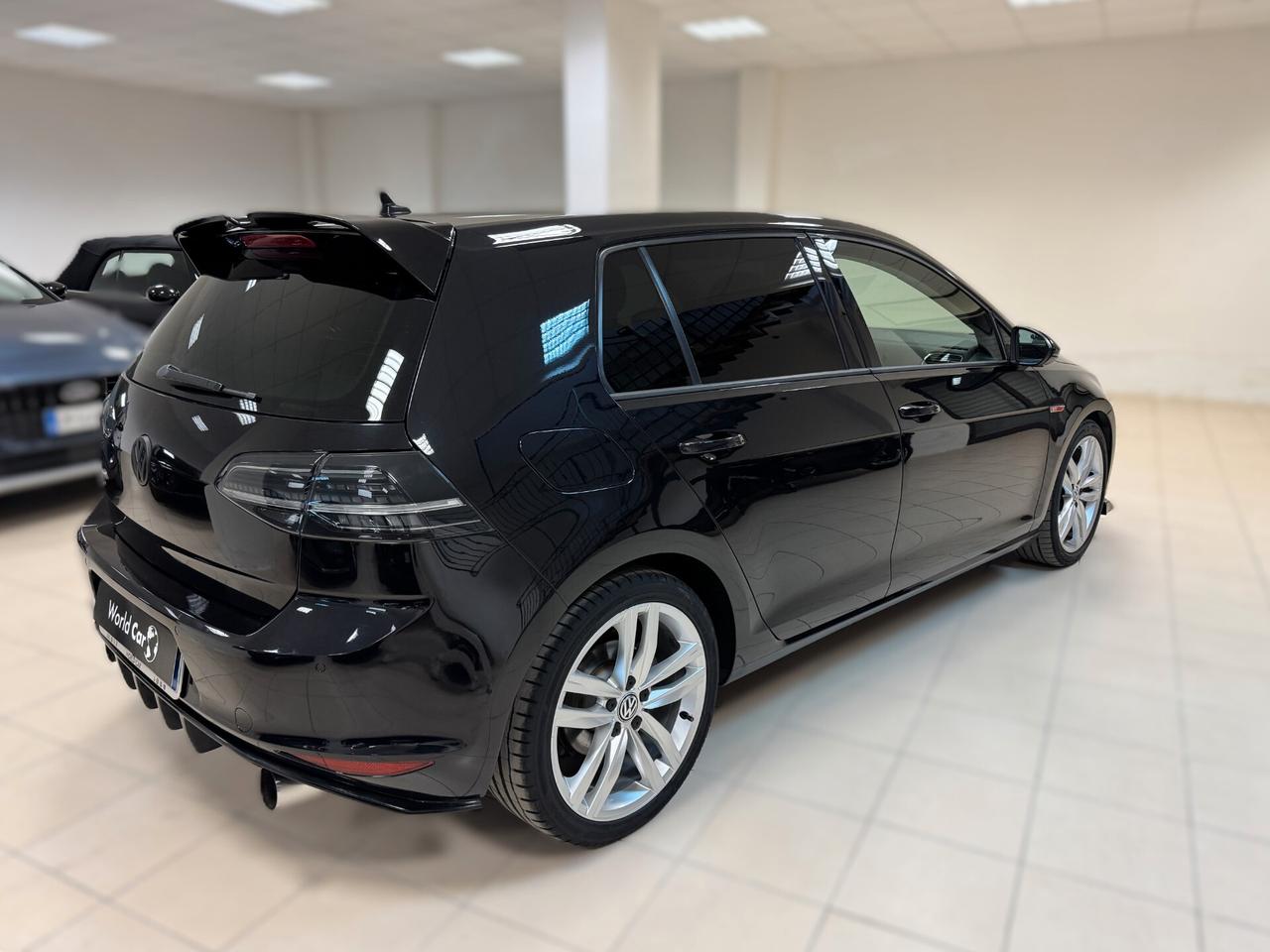 Volkswagen Golf 1.4 TSI 140 CV DSG GTI