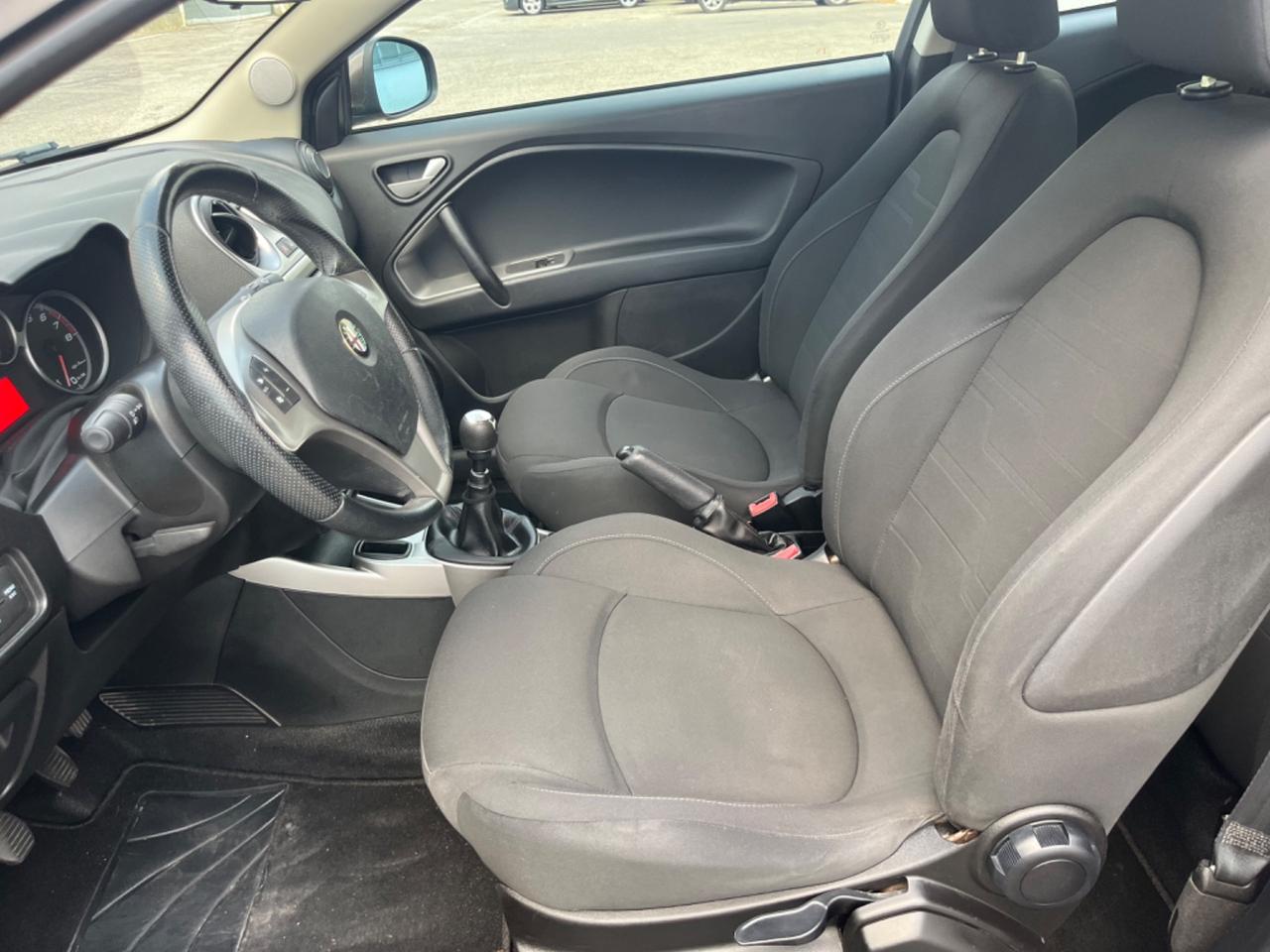 Alfa Romeo MiTo 1.4benz 2012 147.000km perfetta per neopatentati