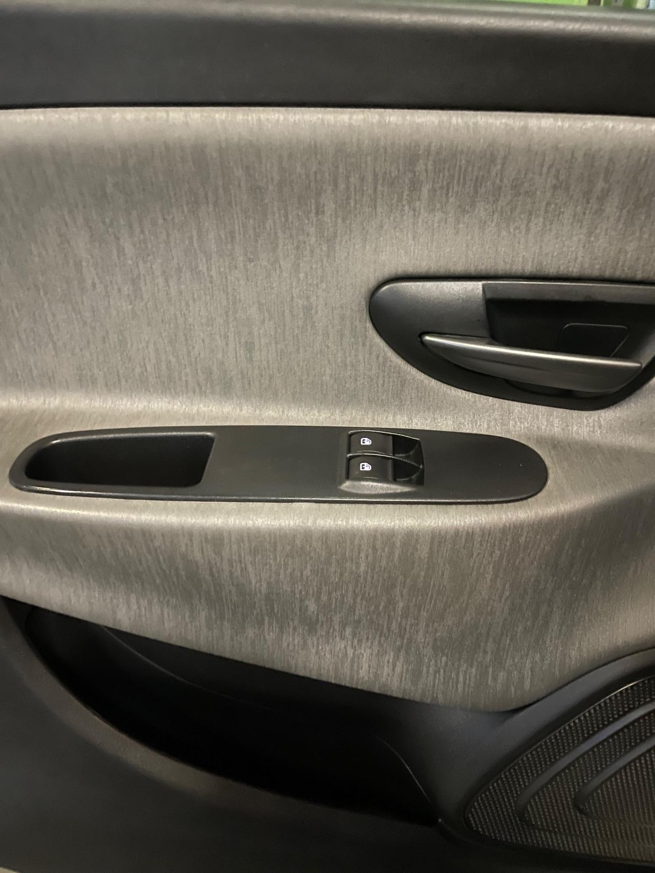 Lancia Ypsilon 1.2 Neopatentati Euro 6